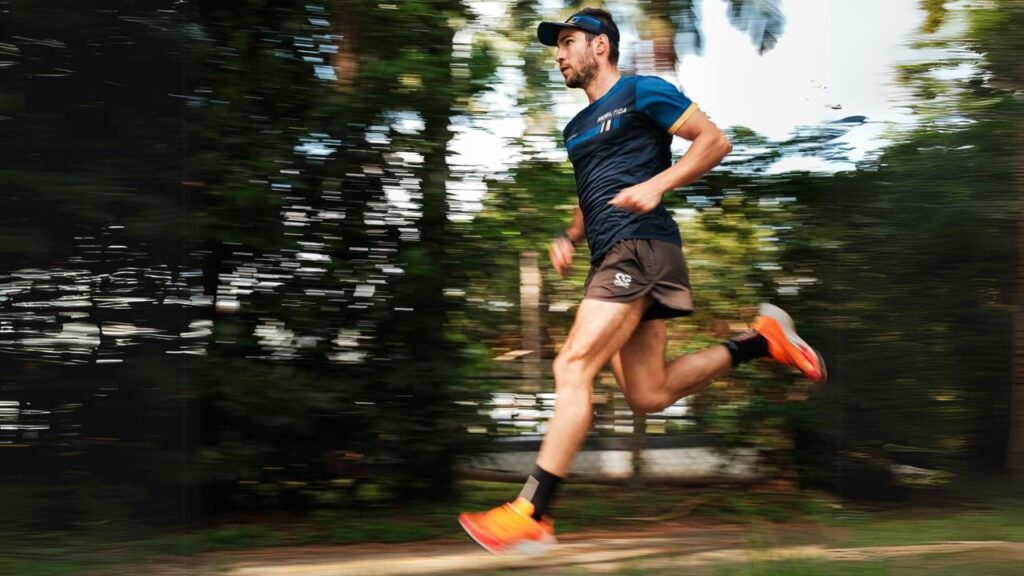 atleta probiótica praticando corrida