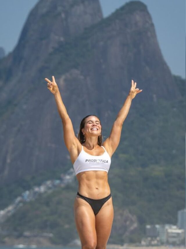 bruna leticia atelta probiotica treinando na praia